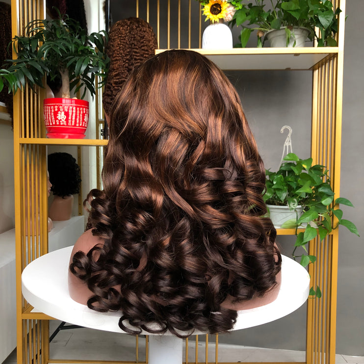 4x4 Closure Bouncy Wave Wig Nice Factory Wig Different Color